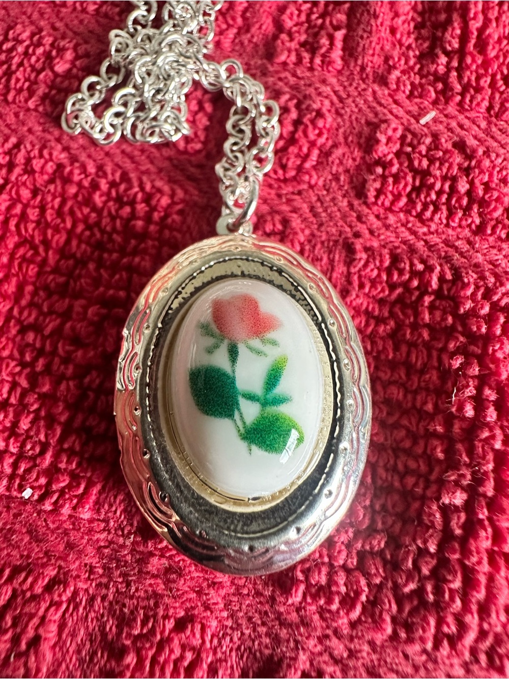 Silver-Tone Oval Locket Necklace with Pink Rose Motif
